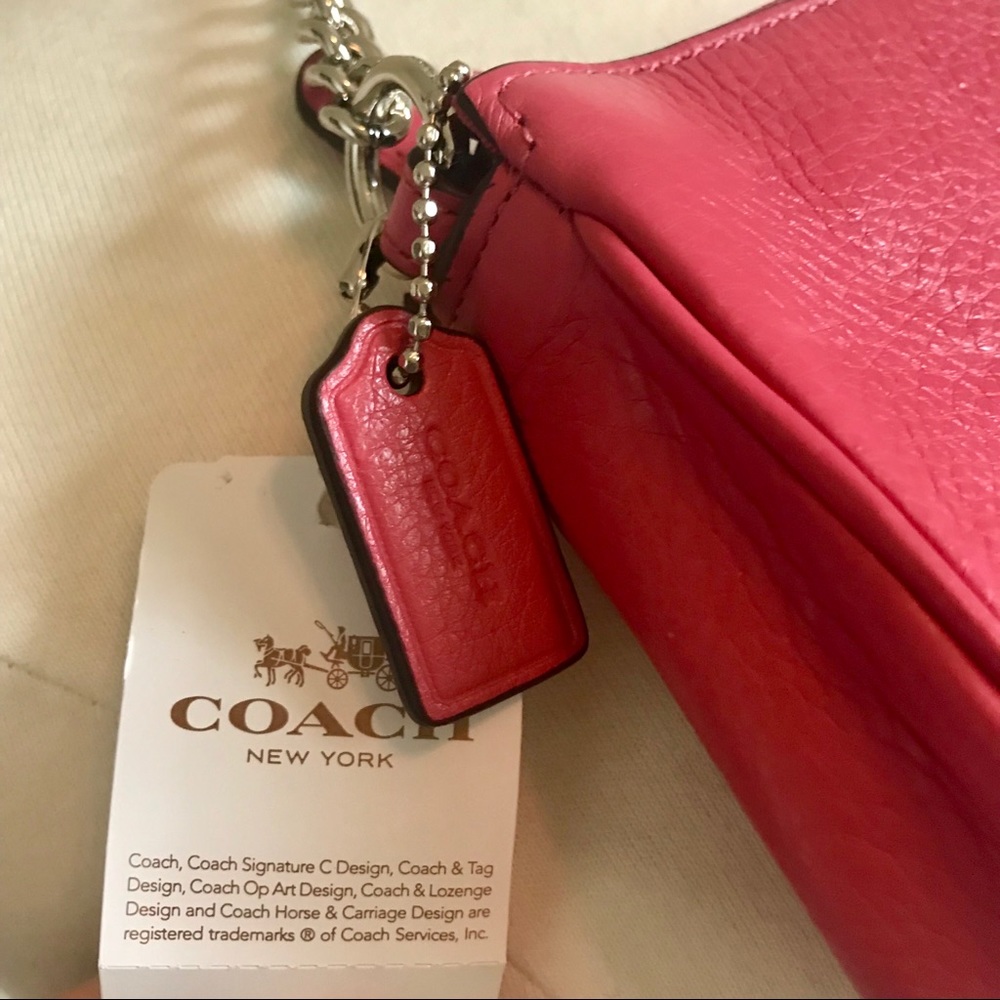 Vintage Coach Wristlet 💕 - Picture 3 of 6